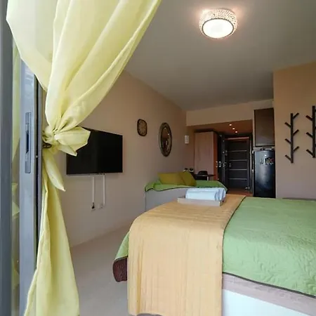 Aslanis Luxury Suites - Theme Studio Thessaloniki